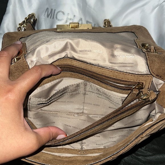 Michael Kors suede shoulder bag - Picture 14 of 16